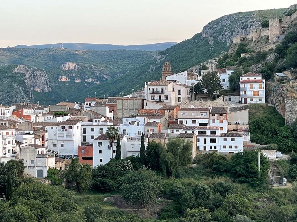 varwwwvhostsaviratodesign.comalohaturia.net .aviratodesign.comwp contentuploads17 1.jpg