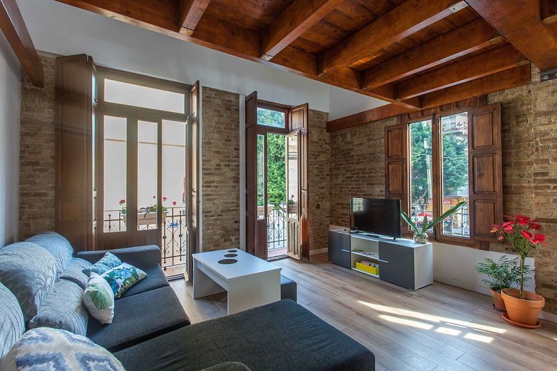 varwwwvhostsaviratodesign.comalohaturia.net .aviratodesign.comwp contentuploads5 1.jpg